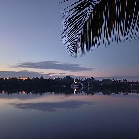Villa River View Aluthgama Eksteriør bilde