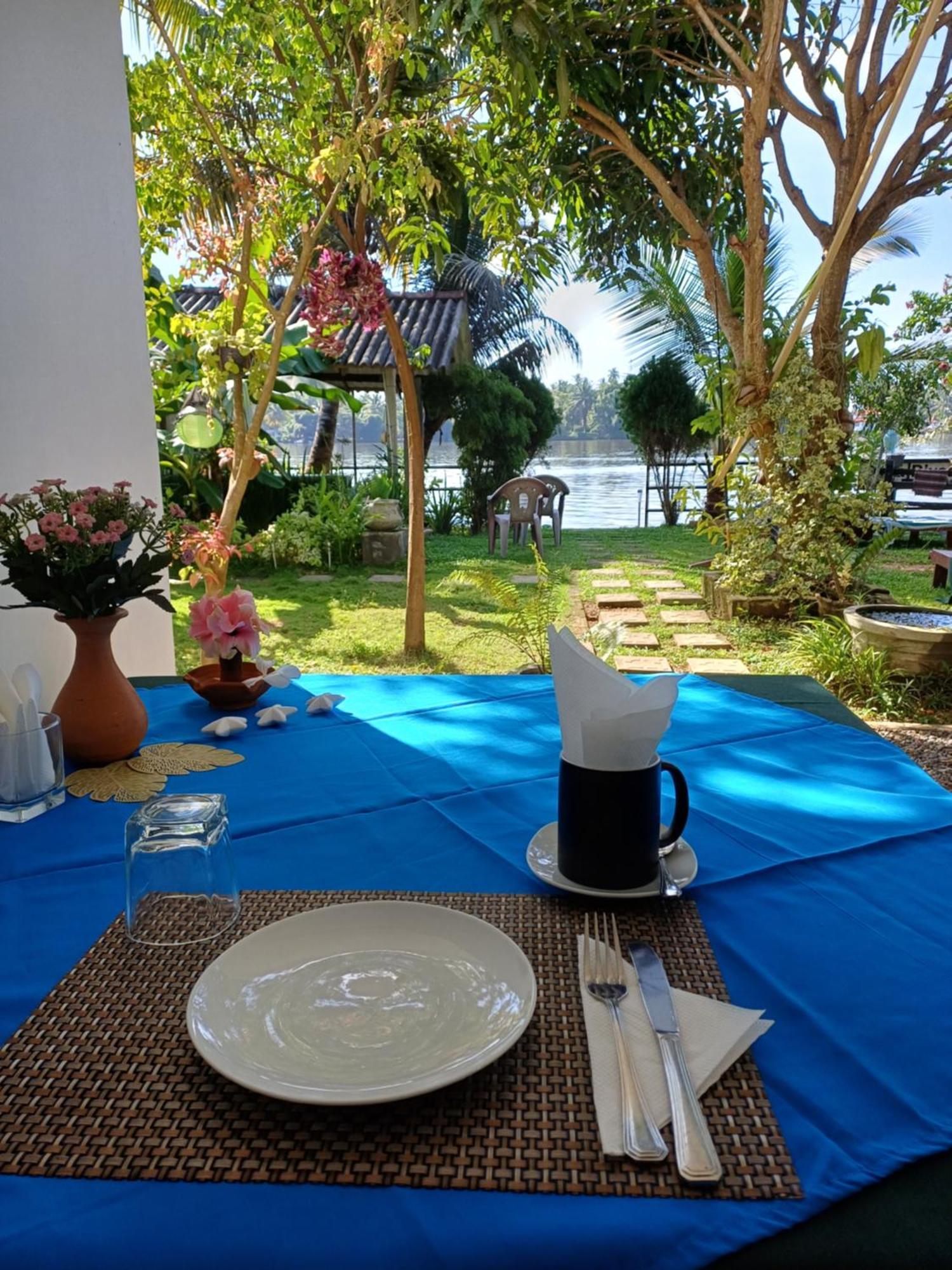 Villa River View Aluthgama Eksteriør bilde