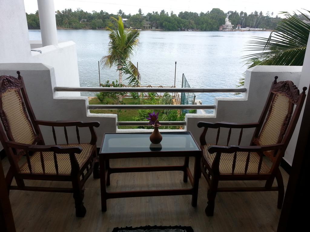 Villa River View Aluthgama Eksteriør bilde