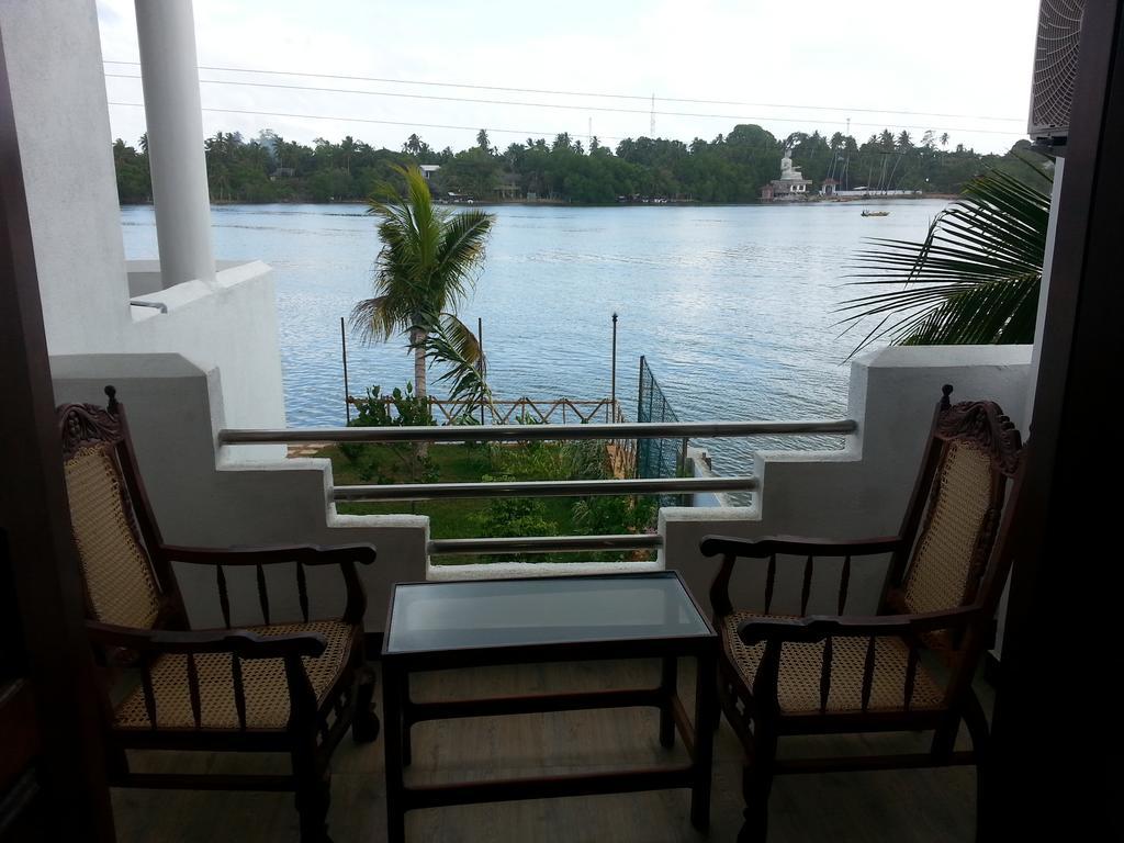 Villa River View Aluthgama Eksteriør bilde